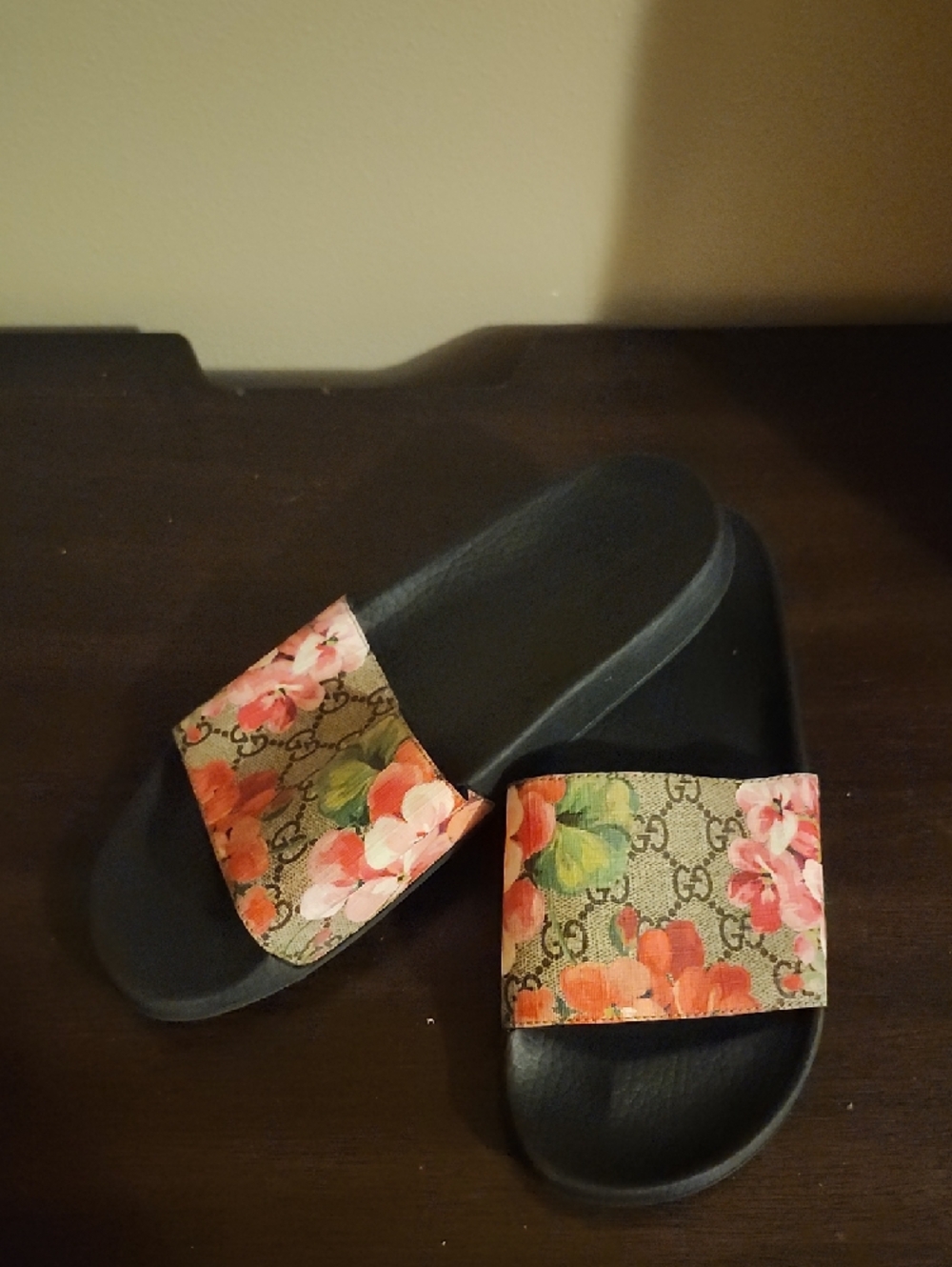 Gucci Floral GG Canvas Slide Sandals - Black, Pink, Green, Orange - Picture 2 of 4